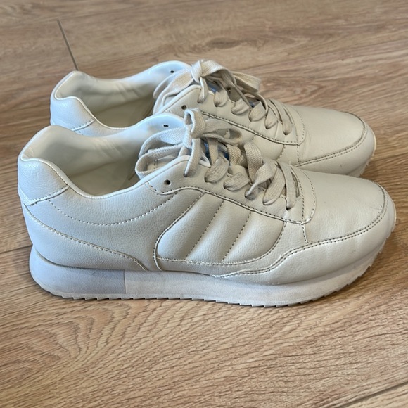 Zara basic off white sneakers - Picture 2 of 8